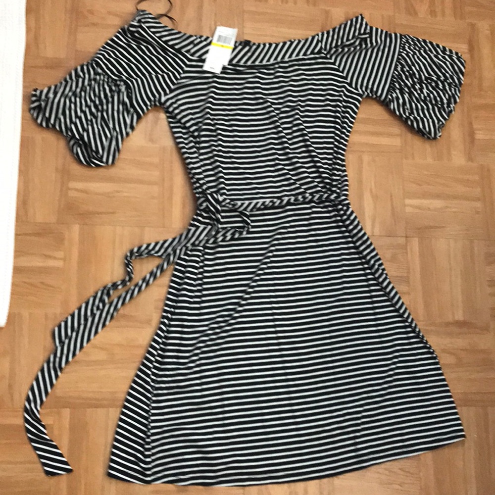 NWT Target off the shoulder jersey dress Medium